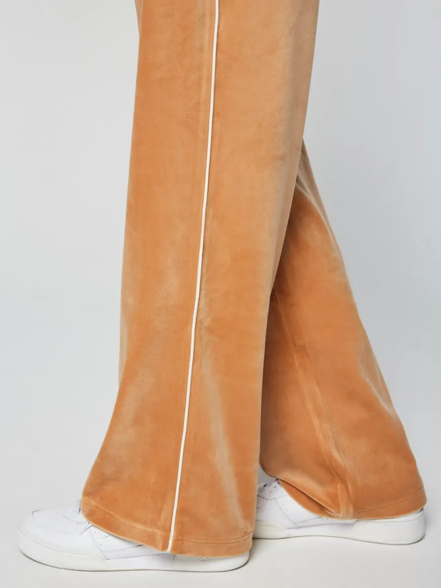 Mare Velour Pant- Meerkat
